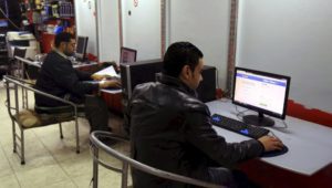 رغم قطع الإنترنت وشبكة الجوال