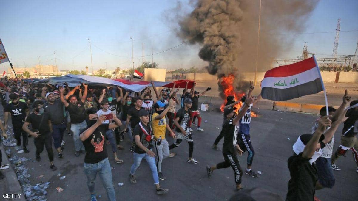 تقرير يكشف عدد قتلى الاحتجاجات ويطيح قادة عسكريين