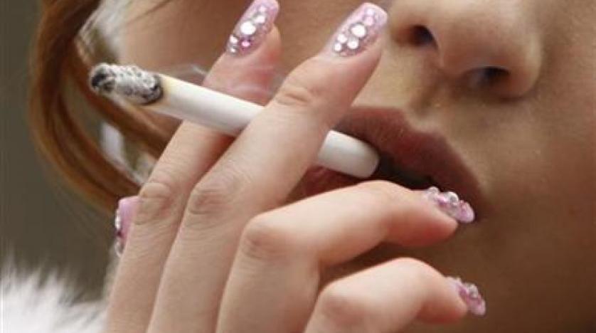 الإقلاع عن التدخين قد يكون أكثر صعوبة لدى النساء