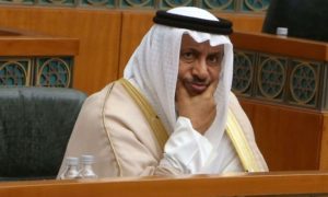 الحكومة الكويتية تستقيل بسبب خلافات واتهامات بهدر المال العام