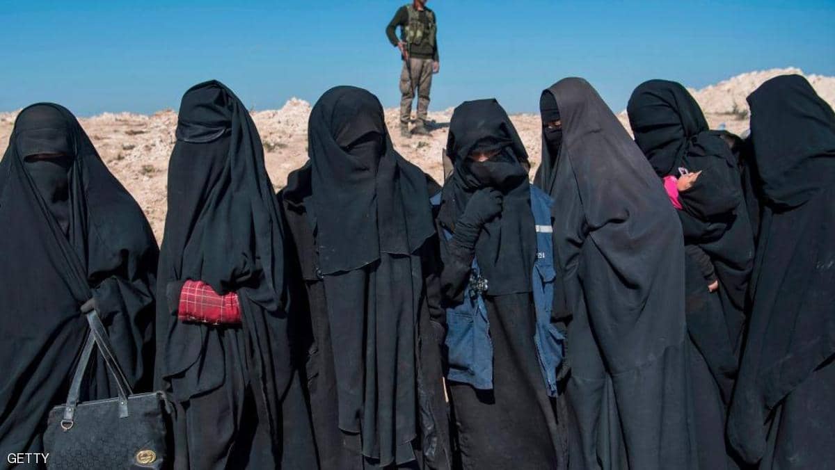 السجن 14 عاماً لفرنسية غادرت إلى سوريا برفقة أطفال