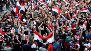 العراقيون يشاركون في أكبر احتجاج بالبلاد منذ 16 عاما