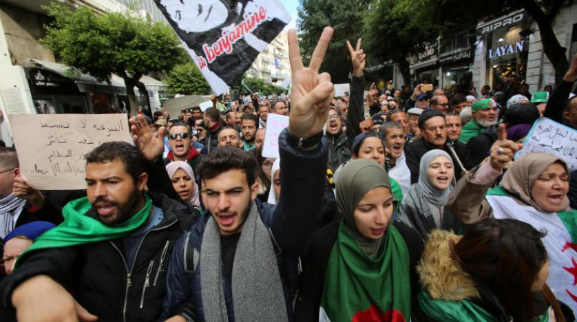 حراك طلابي ضد انتخابات الرئاسة في الجزائر