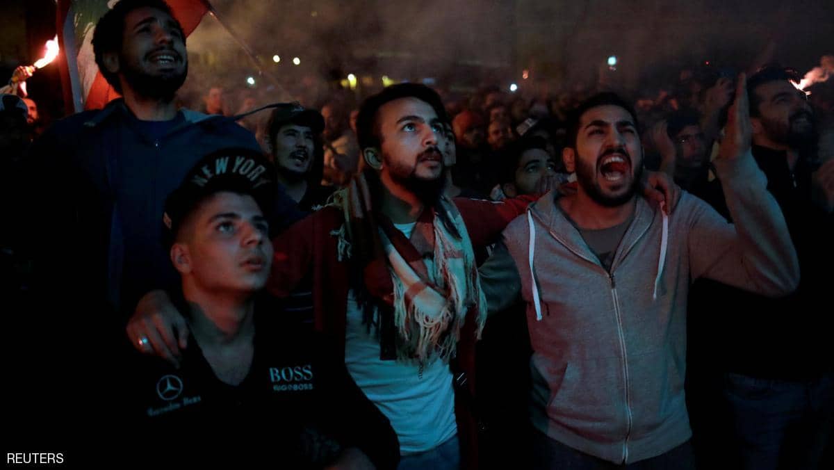 حزب الله يهاجم المتظاهرين والجيش اللبناني