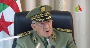 وفاة رئيس أركان الجيش قايد صالح