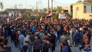 6 قتلى في النجف جراء اشتباكات بين أنصار الصدر والمتظاهرين