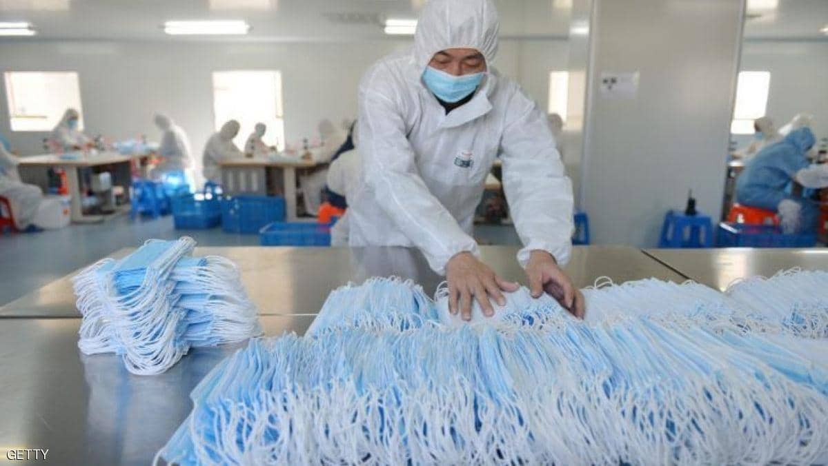 الجزائر تحصل على 100 مليون كمامة قريبا