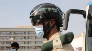 شرطة الإمارات تستخدم التكنولوجيا الذكية في مكافحة فيروس «كورونا»