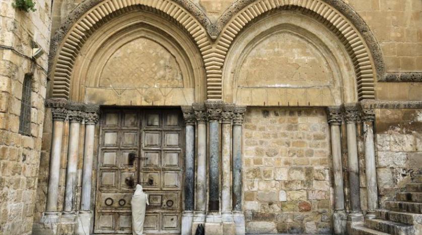 لأول مرة منذ قرن... كنيسة القيامة بالقدس مغلقة في عيدها