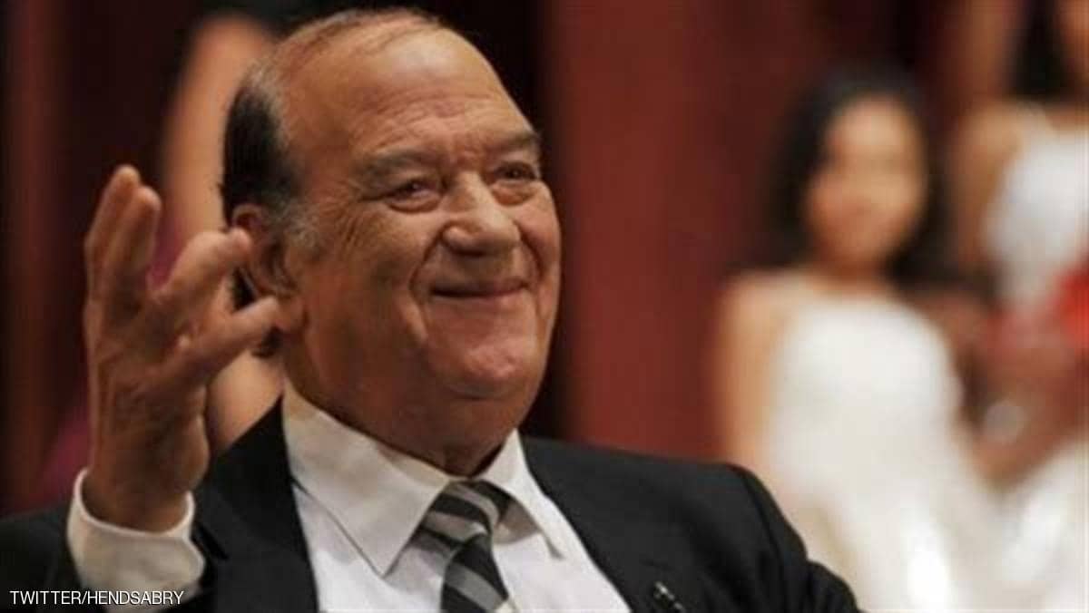 حسن حسني.. أيقونة الكوميديا المصرية وسند الأجيال الجديدة