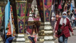 مصر تسجل 910 إصابات جديدة بفيروس كورونا