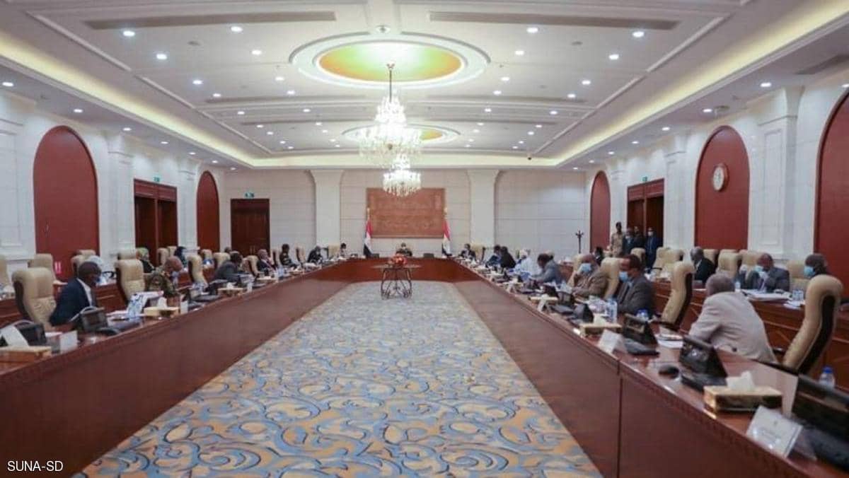 هادئ ويجيد التفاوض.. تعرف على المرشح لوزارة الدفاع السودانية