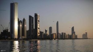 الإمارات.. تمديد حظر التنقل من وإلى أبوظبي وبين مدنها