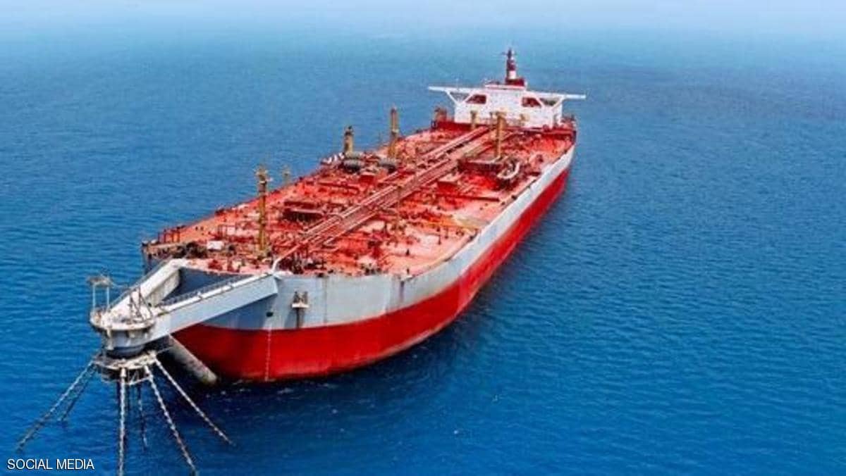 مليون برميل نفط تهدد مياه البحر الأحمر