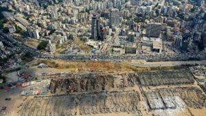 ترامب وماكرون يبحثان إرسال مساعدة فورية إلى لبنان