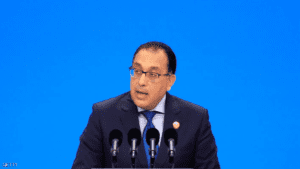 رئيس الوزراء المصري يحذر من زيادة حالات الإصابة بكورونا
