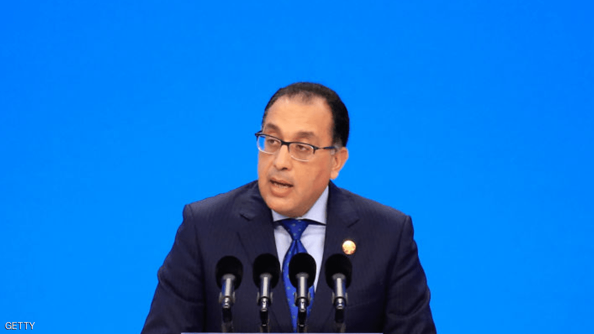 رئيس الوزراء المصري يحذر من زيادة حالات الإصابة بكورونا