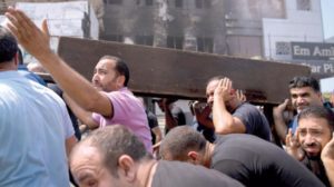 فرنسا تصعّد ضغوطها لمنع الانهيار اللبناني