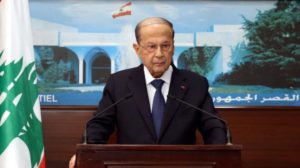 الرئيس اللبناني يؤجل مشاورات اختيار رئيس وزراء جديد لمدة أسبوع