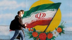 إيران توسع نطاق حظر التجول حفاظا على تراجع كورونا