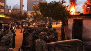 لبنان الجيش يمنع محتجين يحاولون الدخول إلى سرايا مدينة طرابلس