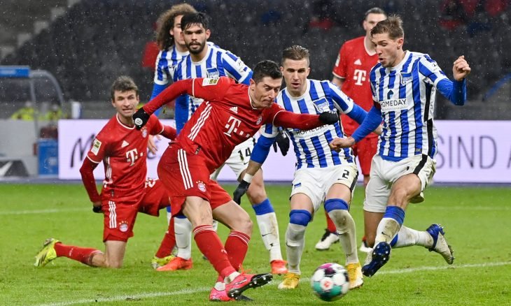 بايرن ميونخ يعزز صدارته للدوري الألماني بالفوز على هيرتا برلين