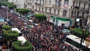 مسيرات تجوب الجزائر في الذكرى الثانية للحراك