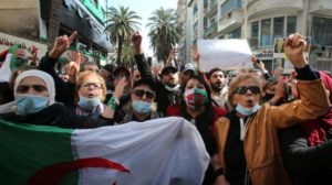 آلاف الجزائريين ساروا وسط العاصمة في الأسبوع الثاني لاستئناف الحراك