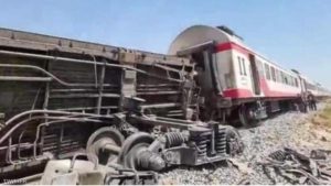 مصر.. توقف حركة القطارات على الوجه القبلي بسبب حادث سوهاج