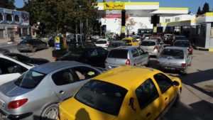 تونس ترفع أسعار الوقود 5% لخفض العجز في الموازنة العامة