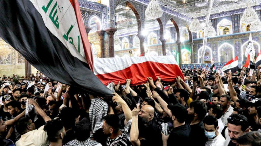 محتجون يهاجمون قنصلية إيران في كربلاء