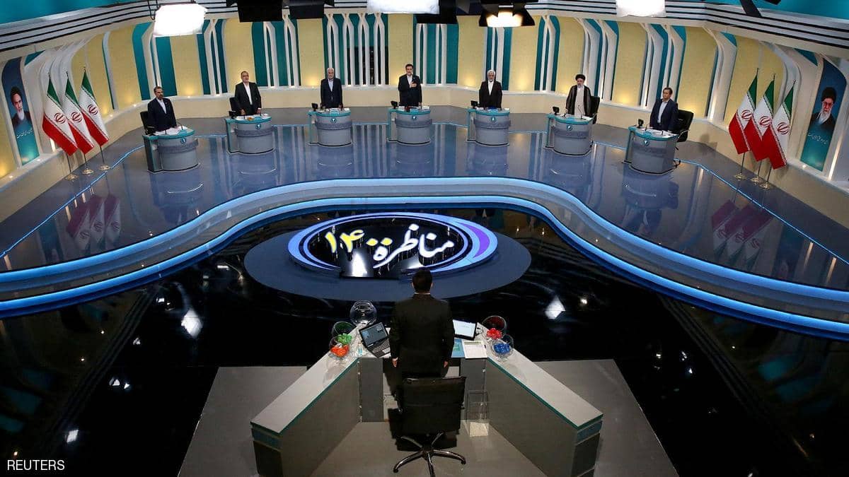 العرب والبلوش والأذريون والأكراد.. لا حديث