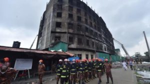 بنغلاديش توجيه تهمة القتل لمالك مصنع أودى احتراقه بحياة 52 شخصاً