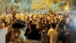 بوادر تمدُّد احتجاجات الأحواز في إيران