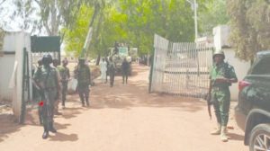نيجيريا مسلحون يخطفون 150 تلميذاً من مدرستهم الداخلية