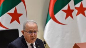 الجزائر تقطع علاقاتها الدبلوماسية مع المغرب