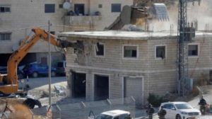 محكمة إسرائيلية تجمّد قرار هدم منازل فلسطينيين في القدس