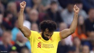 الأسرع للـ 100.. محمد صلاح يكتب التاريخ في ليفربول