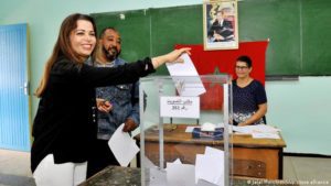 المغرب بدء انتخابات عامة ستحدد مستقبل الإسلاميين في السلطة
