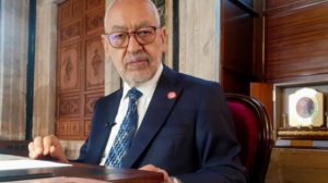 تونس الغنوشي يدعو النواب لاستئناف عملهم ويقول إن البرلمان في حالة انعقاد دائم