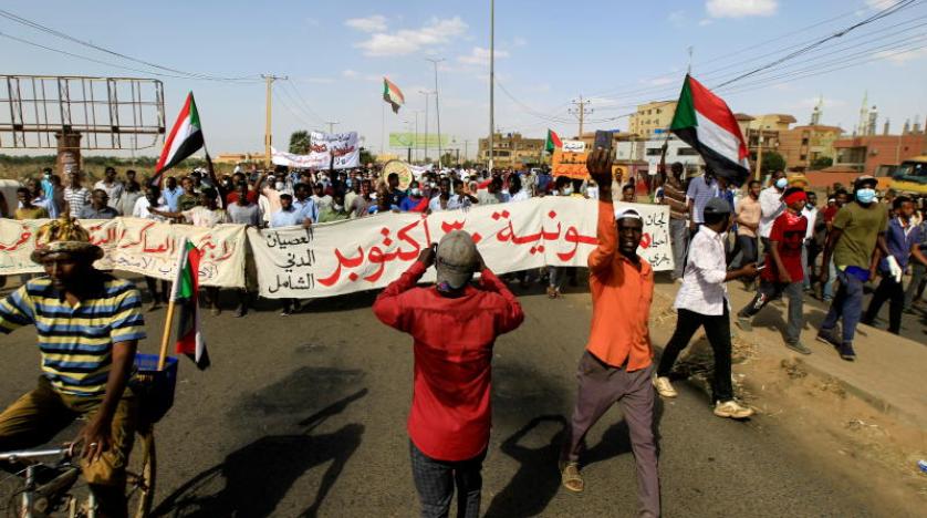 القضاء السوداني يأمر بإعادة خدمة الإنترنت في البلاد