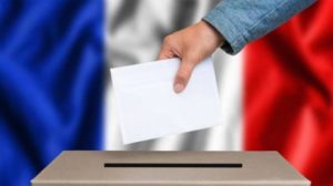 انتخابات فرنسا الرئاسية إلى اليمين در