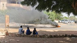 اندلاع احتجاجات في الخرطوم بعد الإعلان عن مجلس سيادة جديد