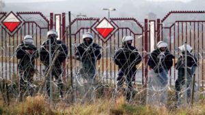 تدعو بيلاروسيا لإنها أزمة المهاجرين