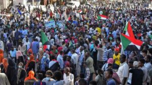 سياسيون سودانيون اعتُقلوا خلال الانقلاب يبدأون إضراباً عن الطعام