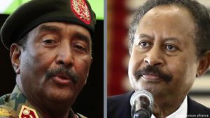 السودان.. الأزمة تبعد حمدوك عن قرار