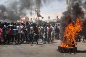 السودان.. الآلاف يتظاهرون للمطالبة بـ"تصحيح مسار الثورة"