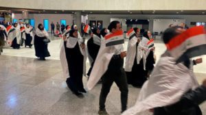 أكفان وشجار في افتتاح البرلمان العراقي