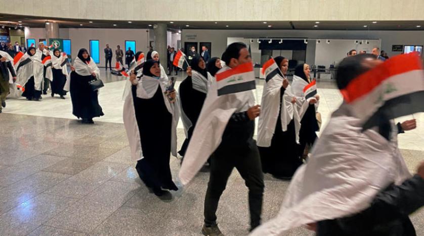 أكفان وشجار في افتتاح البرلمان العراقي