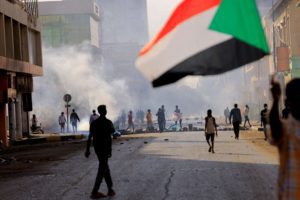 السودان.. احتجاجات جديدة واجتماع حاسم